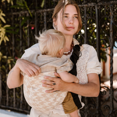Toddler Carrier Sand Houndstooth